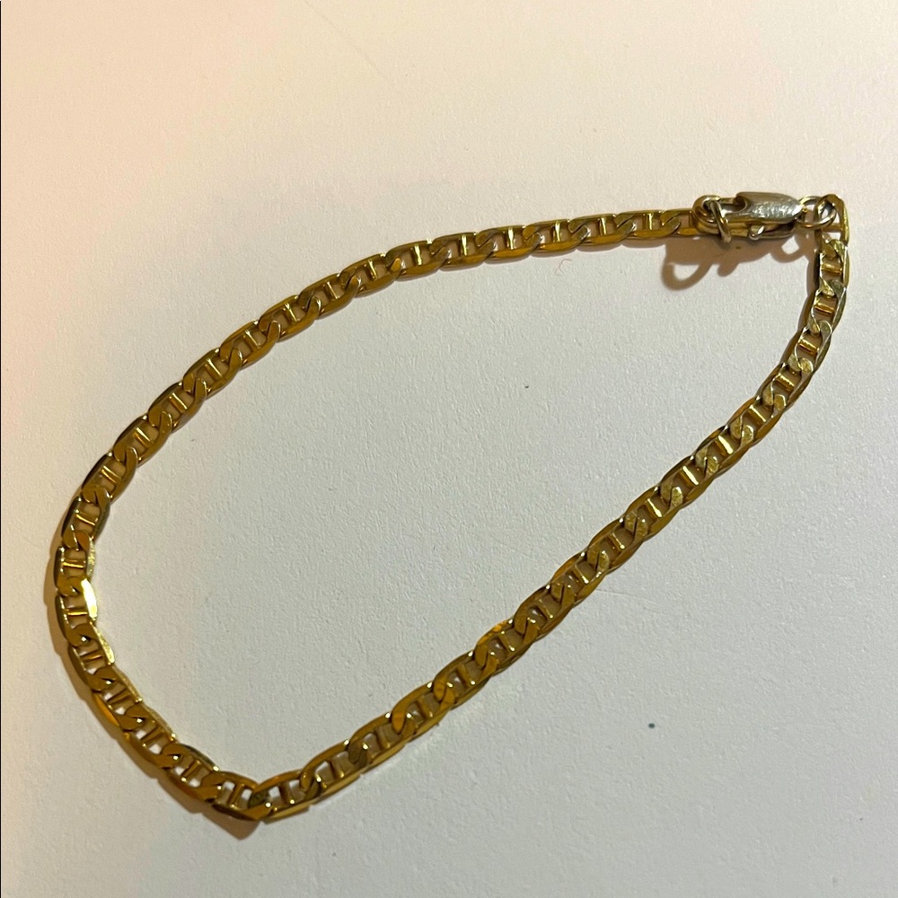 New • Gold Chain Link Bracelet